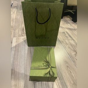 Small GUCCI storage box & bag | BRAND NEW